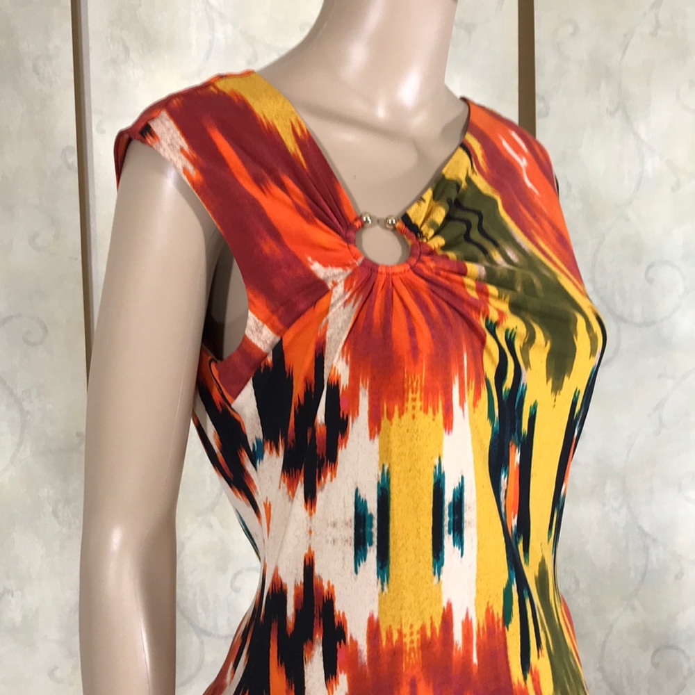 Calvin Klein Beautiful Figure Flattering Dress 6P